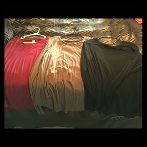 3 long sleeve T-shirt’s